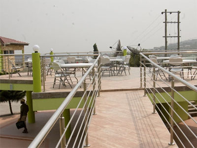 Crown Liberty Hotel Accra Exterior photo